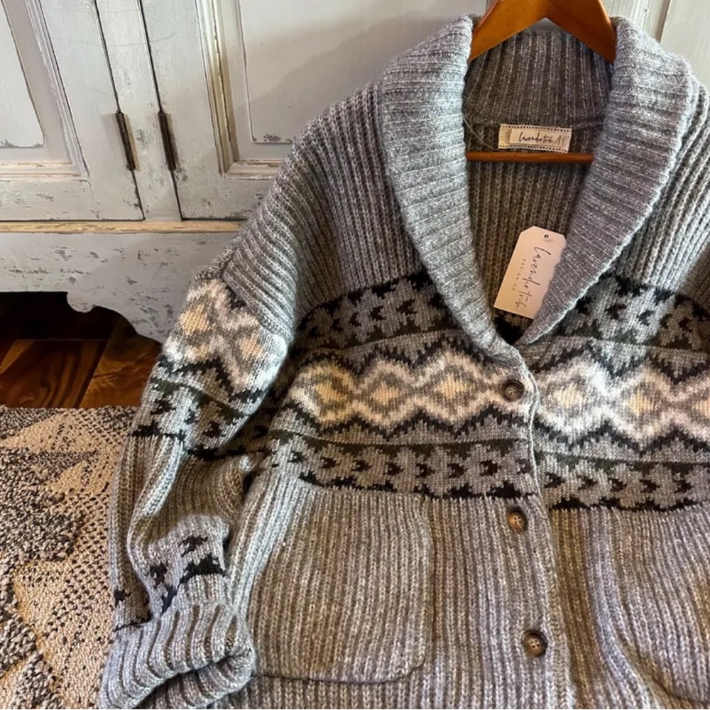 New Western Cowichan Print Long Grey Cardigan Sweater Thick Chunky Knit - Picture 8 of 13
